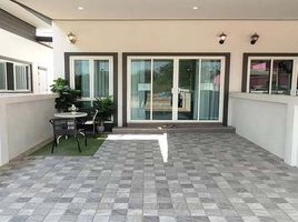 2 Bedroom Townhouse for sale at Yu Charoen Village 3, Ban Pet