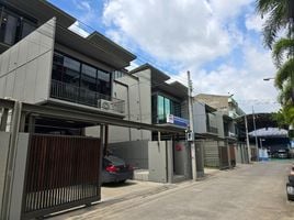 510 SqM Office for rent at The Pentas Ratchada-Rama9, Wang Thonglang, Wang Thong Lang, Bangkok, Thailand
