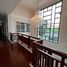 5 Bedroom House for sale at Narasiri Pattanakarn-Srinakarin, Suan Luang, Suan Luang