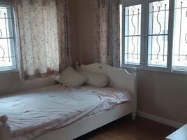 3 Schlafzimmer Haus zu vermieten im Teerin Phetkasem 48, Bang Khae Nuea