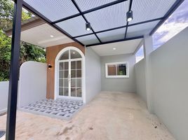 2 Bedroom Townhouse for sale in Phuket, Ratsada, Phuket Town, Phuket