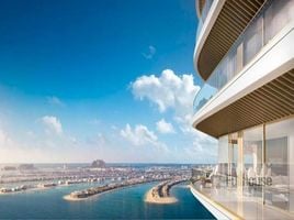 1 बेडरूम अपार्टमेंट for sale at Grand Bleu Tower, EMAAR Beachfront