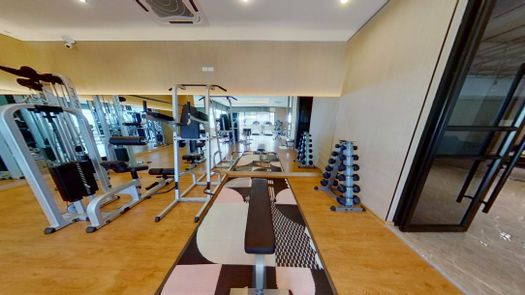 3Dウォークスルー of the Fitnessstudio at CNC Residence