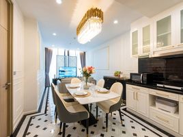 1 спален Кондо в аренду в Noble Ploenchit, Lumphini, Патхум Щан, Бангкок