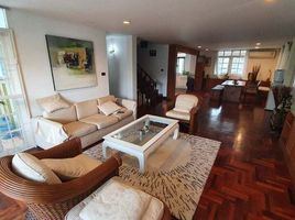 4 Schlafzimmer Villa zu vermieten in Huai Khwang, Bangkok, Huai Khwang, Huai Khwang