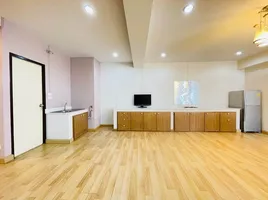 1 Schlafzimmer Appartement zu verkaufen im Centurion Park, Sam Sen Nai, Phaya Thai, Bangkok