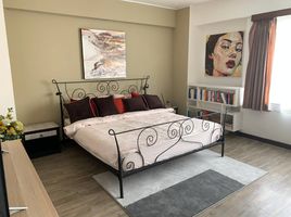 3 Bedroom Condo for rent at Baan Prida, Khlong Toei