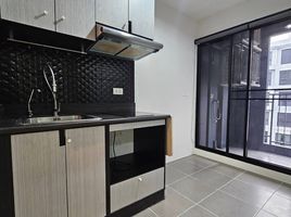 1 Bedroom Condo for sale at Rise Rama 9, Bang Kapi, Huai Khwang