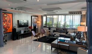 曼谷 Thung Mahamek Baan Piya Sathorn 4 卧室 顶层公寓 售 