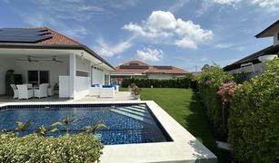 4 Schlafzimmern Villa zu verkaufen in Thap Tai, Hua Hin Mali Lotus Villas