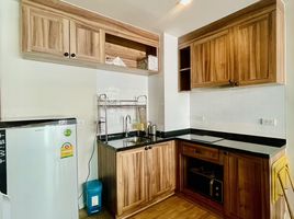 2 спален Кондо в аренду в Autumn Condominium, Нонг Кае