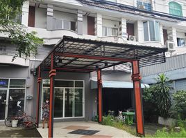 4 Bedroom Townhouse for sale at Na Rathorn Suwinthawong, Lam Phak Chi
