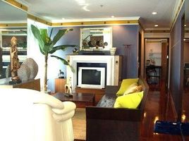 2 Bedroom Condo for rent at Urbana Langsuan, Lumphini, Pathum Wan