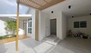3 Bedrooms Townhouse for sale in Ko Kaeo, Phuket Sri Suchart Grand View 2