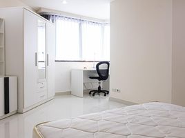 3 Schlafzimmer Wohnung zu vermieten im President Park Sukhumvit 24, Khlong Tan