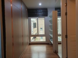 4 Bedroom Penthouse for rent at Wattana Suite, Khlong Toei Nuea