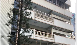 99 Bedrooms Hotel for sale in Khlong Toei Nuea, Bangkok 