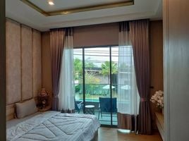 4 Schlafzimmer Villa zu verkaufen im Madcha Nirvana , Huai Yai