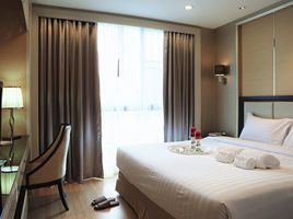 在Grand Miami租赁的1 卧室 公寓, Khlong Tan Nuea