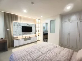 2 Schlafzimmer Appartement zu verkaufen im Royal Hill Resort, Nong Prue, Pattaya