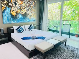 Студия Кондо на продажу в The Emerald Terrace, Патонг, Катху