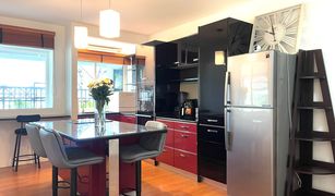 Дом, 3 спальни на продажу в Чалонг, Пхукет Bann Parichart