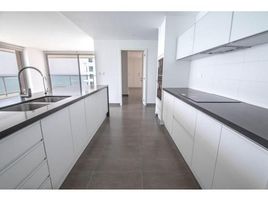 3 Bedroom Apartment for sale at **VIDEO** Large 3/3.5 beachfront IBIZA Motivated Seller!!, Manta, Manta, Manabi
