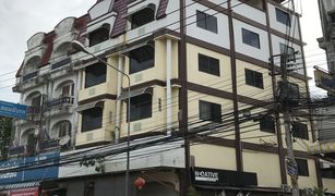 8 Schlafzimmern Reihenhaus zu verkaufen in Nai Mueang, Phitsanulok 