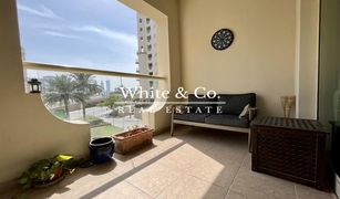 3 Schlafzimmern Appartement zu verkaufen in Shoreline Apartments, Dubai Al Hamri