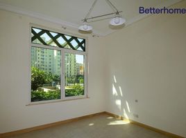 3 बेडरूम अपार्टमेंट for sale at Al Nabat, Shoreline Apartments