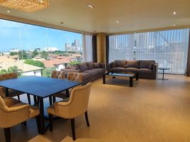 2 Schlafzimmer Appartement zu vermieten im Penthouse Condominium, Phra Khanong Nuea
