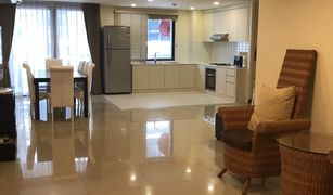 3 Bedrooms Condo for sale in Si Lom, Bangkok Pearl Garden