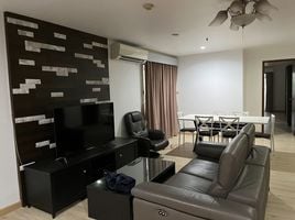 2 спален Кондо в аренду в Baan Suanpetch, Khlong Tan Nuea