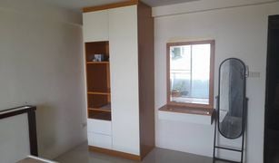 Кондо, Студия на продажу в Suriyawong, Бангкок Green Point Silom