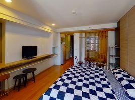 Studio Apartment for rent at The Alcove Thonglor 10, Khlong Tan Nuea