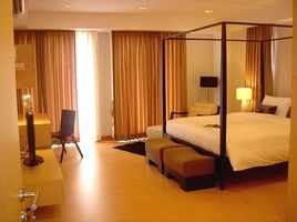 3 Schlafzimmer Wohnung zu vermieten im Viscaya Private Residences, Khlong Tan Nuea, Watthana