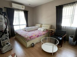 4 Schlafzimmer Haus zu verkaufen im The Palm Pattanakarn, Suan Luang
