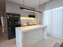 4 спален Дом на продажу в Bangkok Boulevard Signature Ladprao-Serithai, Khlong Kum