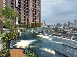 1 Bedroom Condo for rent at Oka Haus, Khlong Tan, Khlong Toei