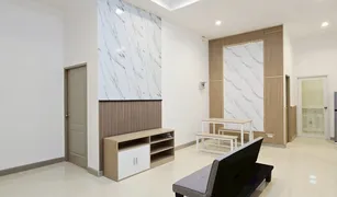 Дом, 2 спальни на продажу в Ko Kaeo, Пхукет Chao Fah Garden Home 3