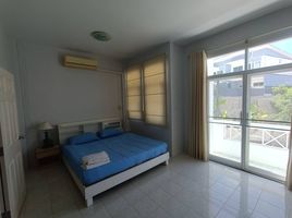 3 Bedroom Townhouse for rent in Talat Yai, Phuket Town, Talat Yai