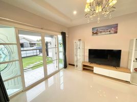 5 Bedroom House for rent at Thanaporn Park Home 5, San Pa Pao, San Sai, Chiang Mai