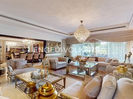 6 Bedroom Villa for sale at Meadows 6, Oasis Clusters