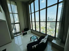 2 Schlafzimmer Wohnung zu vermieten im The Emporio Place, Khlong Tan, Khlong Toei, Bangkok, Thailand
