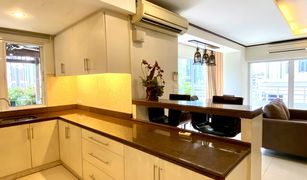 3 Bedrooms Condo for sale in Khlong Toei, Bangkok Saranjai Mansion