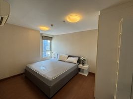 1 спален Кондо в аренду в Belle Grand Rama 9, Huai Khwang, Хуаи Кхщанг