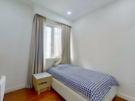 2 Bedroom Condo for rent at Q Langsuan, Lumphini