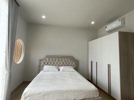 2 Schlafzimmer Reihenhaus zu vermieten im Modern Life Si Sunthon, Si Sunthon