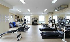 Фото 3 of the Communal Gym at Sarin Suites