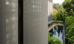 사진들 3 of the Communal Pool at Via 49